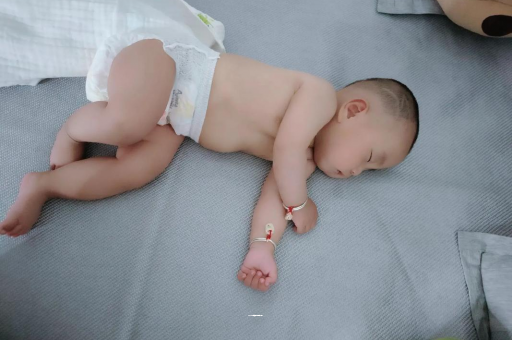 广元宝宝发烧可以喝牛奶吗